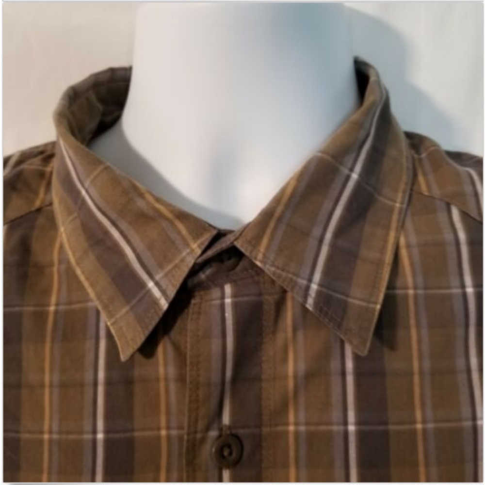 The North Face Cotton Blend Short Sleeve Shirt - Picture 6 of 6